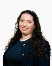 4. Emina Burnic | Gröbenzell | Industriekauffrau