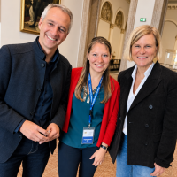 v.l.n.r.: Norbert Seidl und Monica Süß (SPD-Kreistagsfraktion) mit Dr. Simone Strohmayr, MdL, SPD-Landtagsfraktion